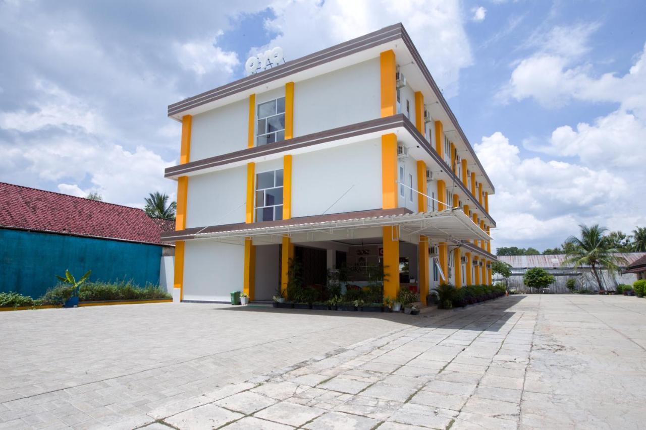 Oyo 3207 Hotel Gracia Bandar Lampung Esterno foto