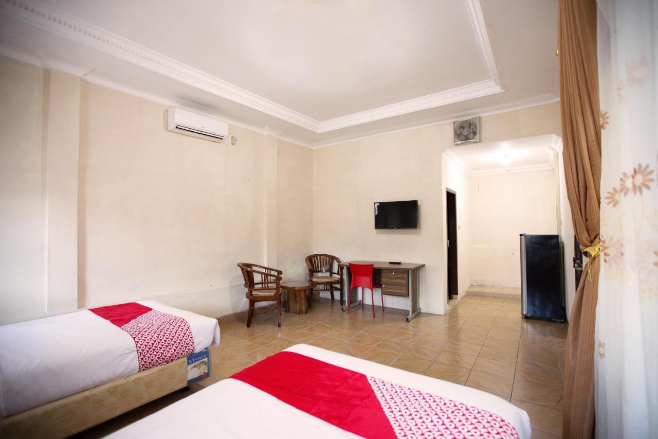 Oyo 3207 Hotel Gracia Bandar Lampung Esterno foto
