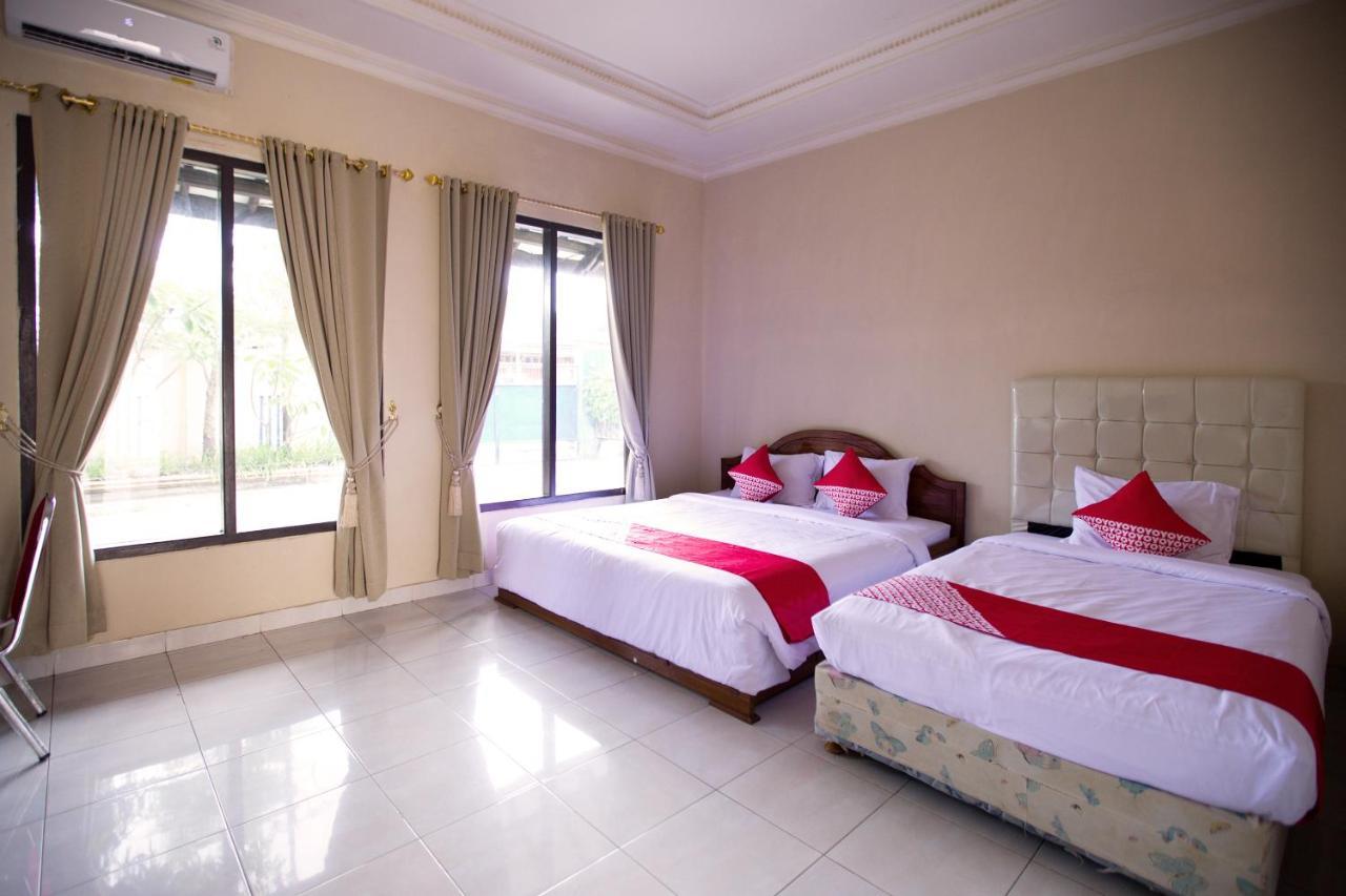 Oyo 3207 Hotel Gracia Bandar Lampung Esterno foto