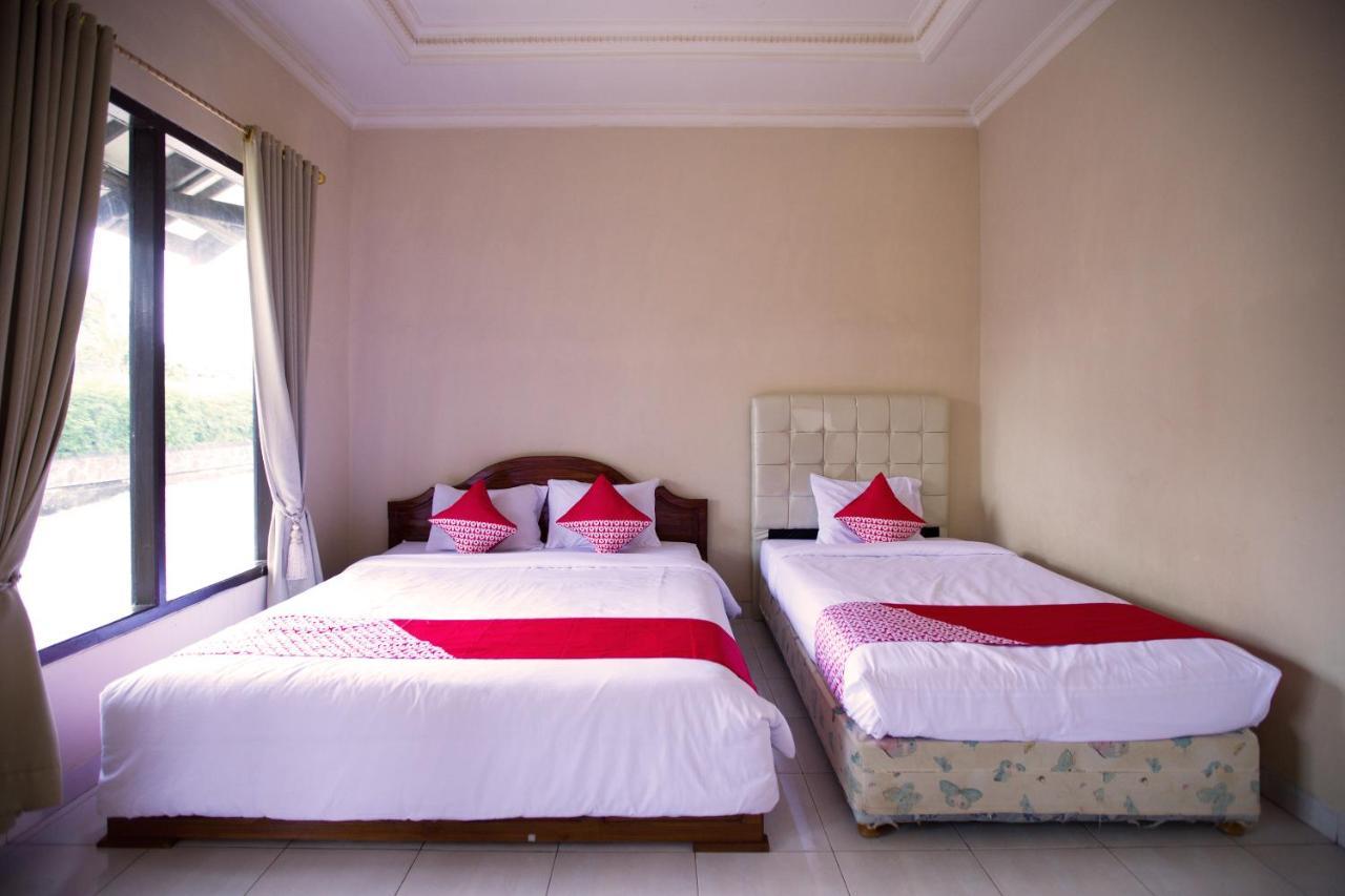Oyo 3207 Hotel Gracia Bandar Lampung Esterno foto
